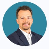 JR