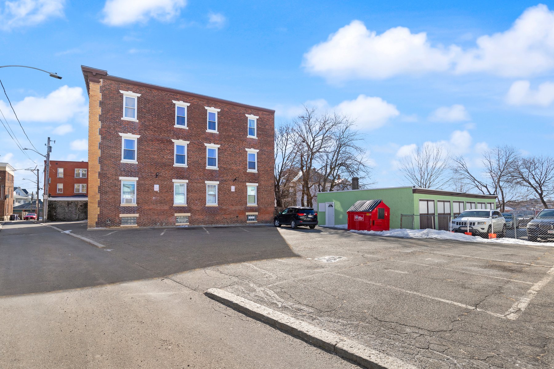 Downtown Salem Portfolio property photo 5 of 6