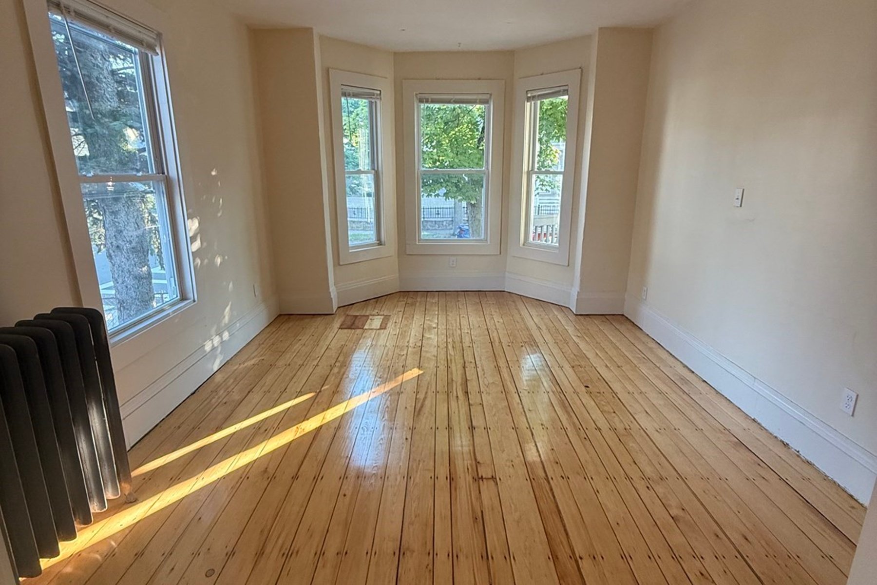56 Orchard Street property photo 5 of 6