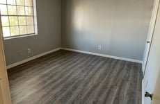 10285042
