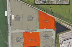 22812133