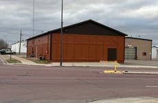 24658978