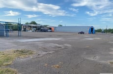25802594