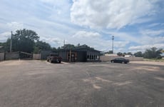27063367