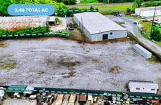 27079582