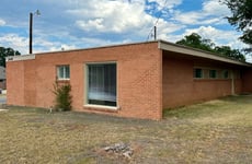 27596402