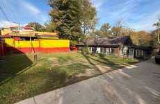 27915484
