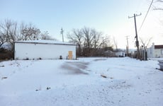 28972954