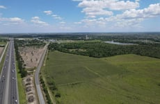 31596061