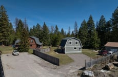 31677622