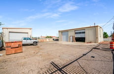 31763908