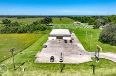 31770634