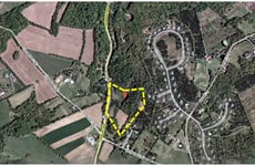 31776879