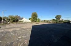 31792530