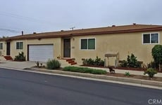 32302581