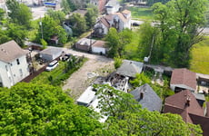 32625371