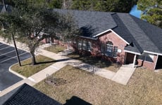 33243418