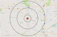 3885521