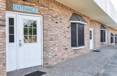 4933742