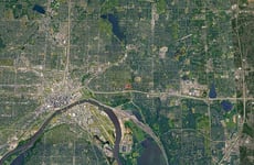 9675754