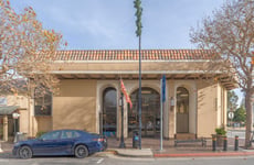 9764563