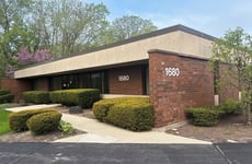 10524275