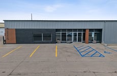 10915957