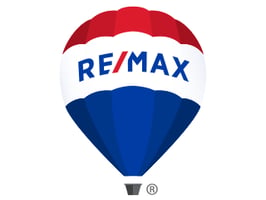 RE/MAX Advantage