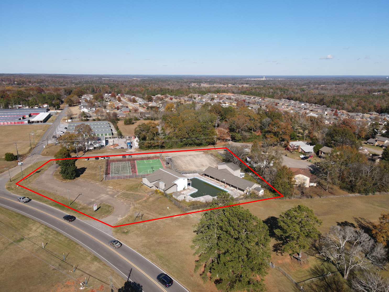 540 Deatsville Hwy, Millbrook, AL 36054