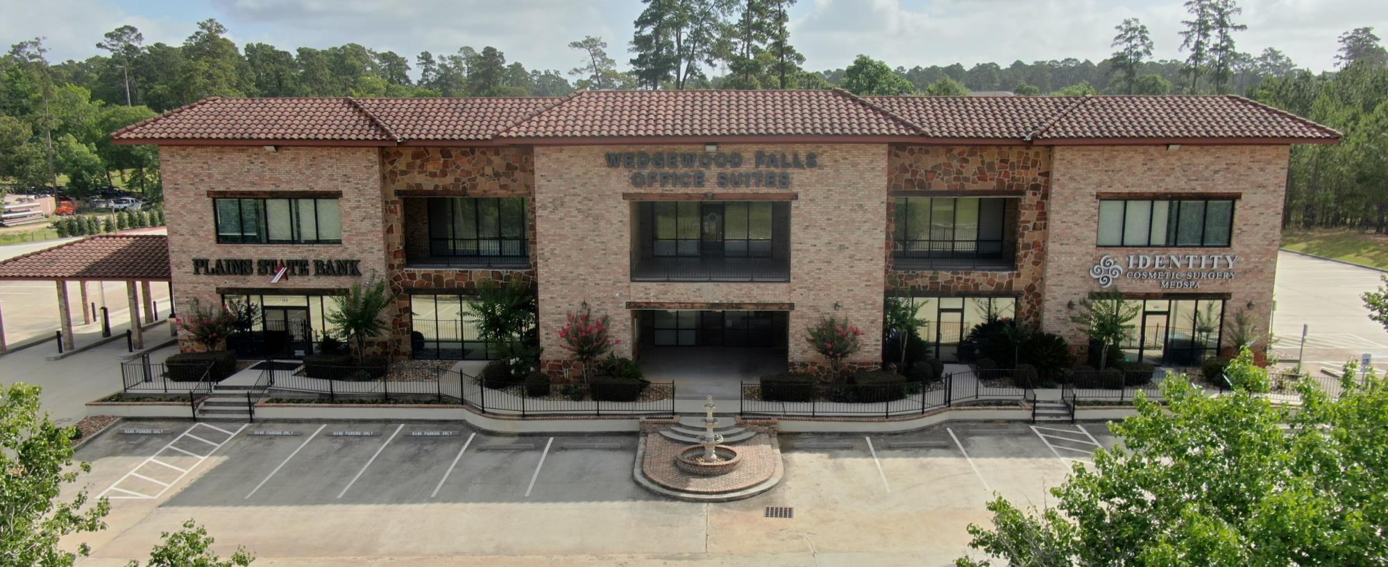 5452 Highway 105 W, Conroe, TX 77304