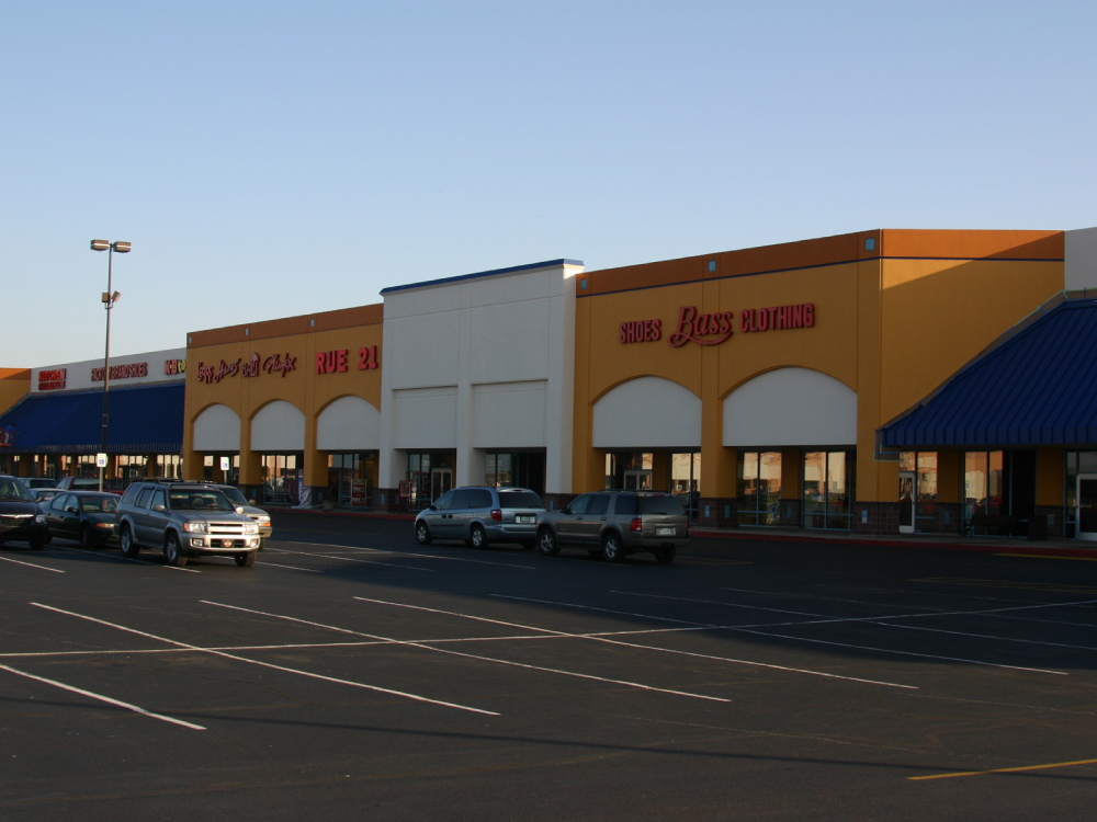 357 Tanger Blvd, Seymour, IN 47274