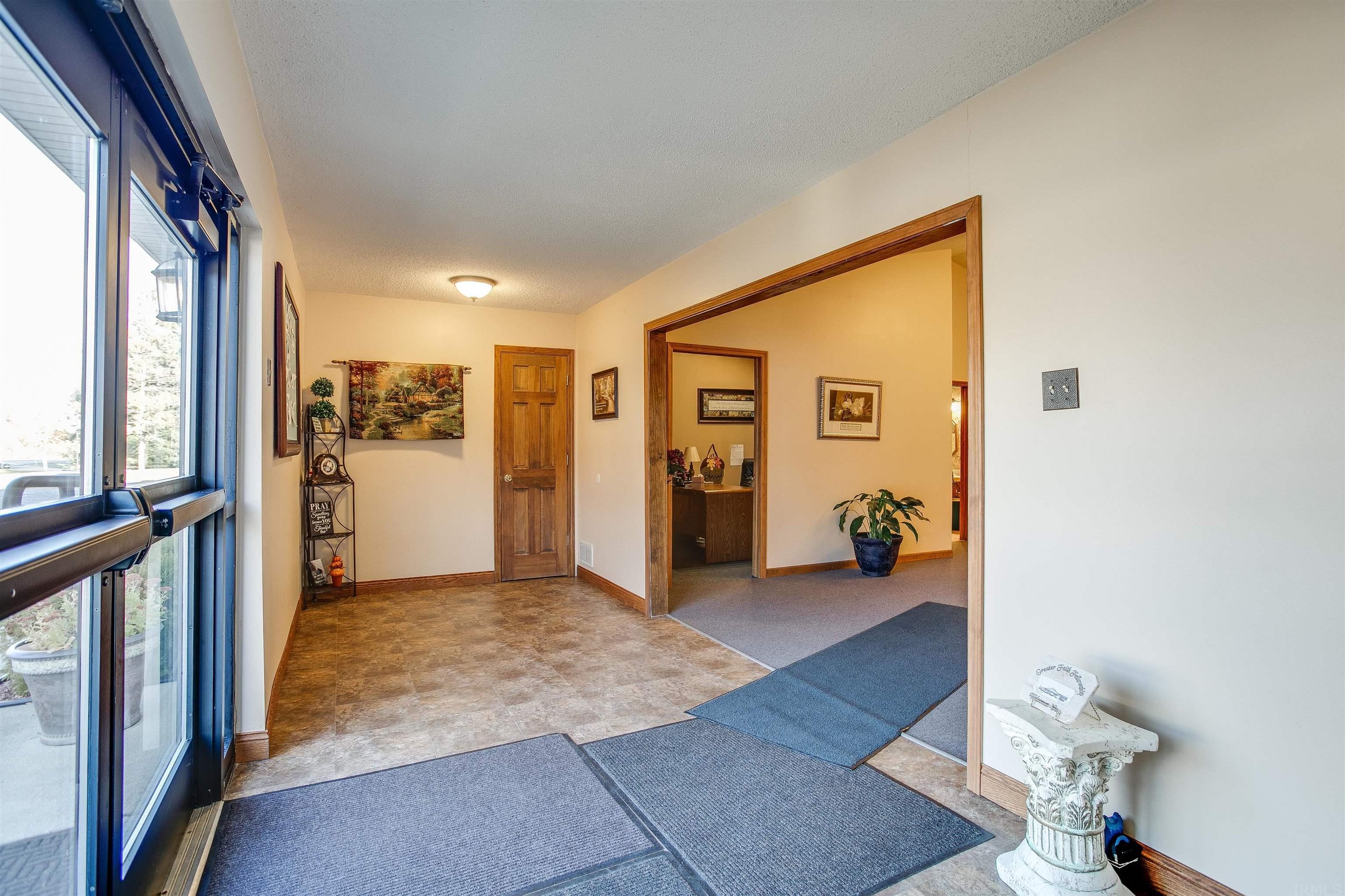 59132 Elm Rd, Mishawaka, IN 46544