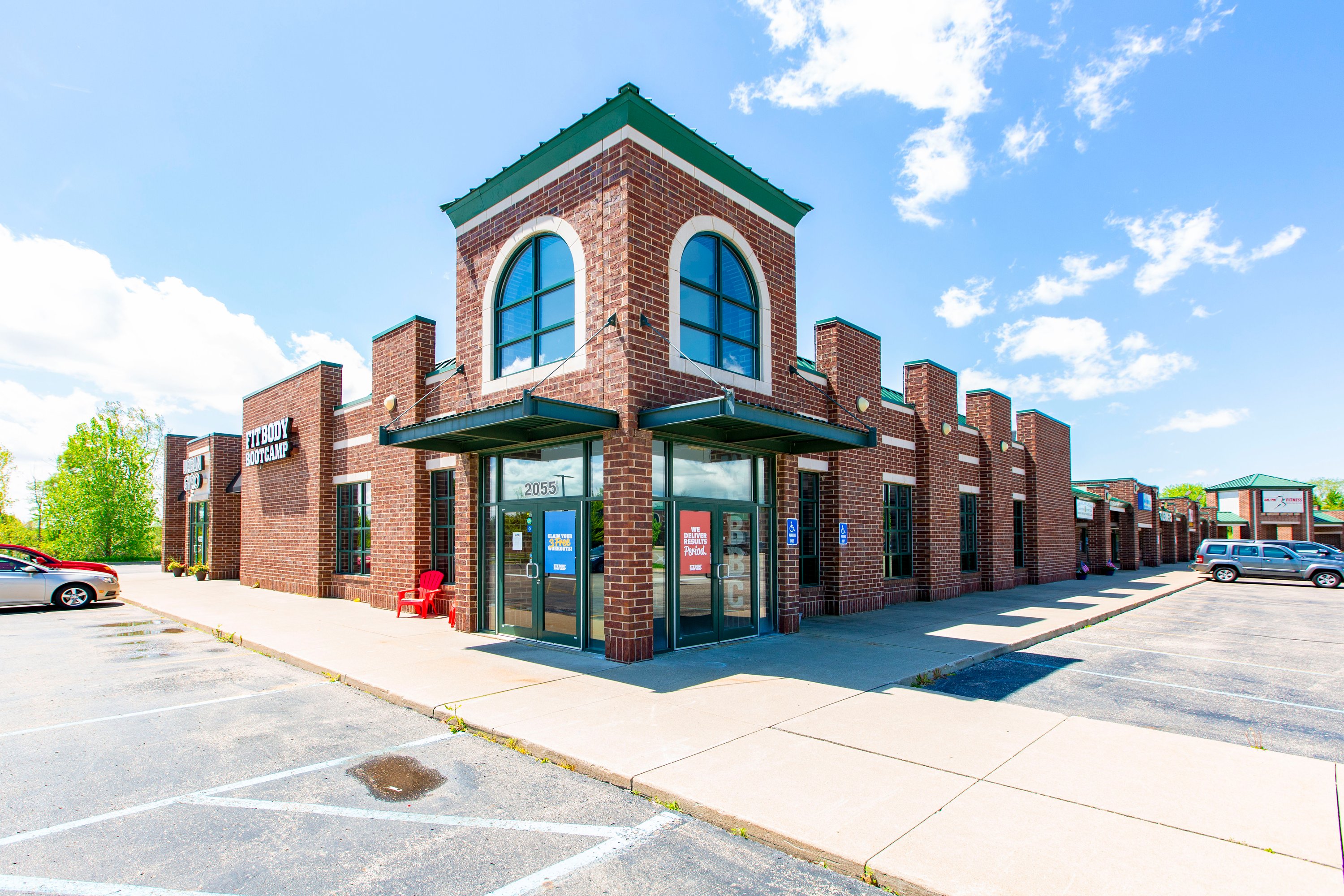 2051 N Wixom Rd, Wixom, MI 48393