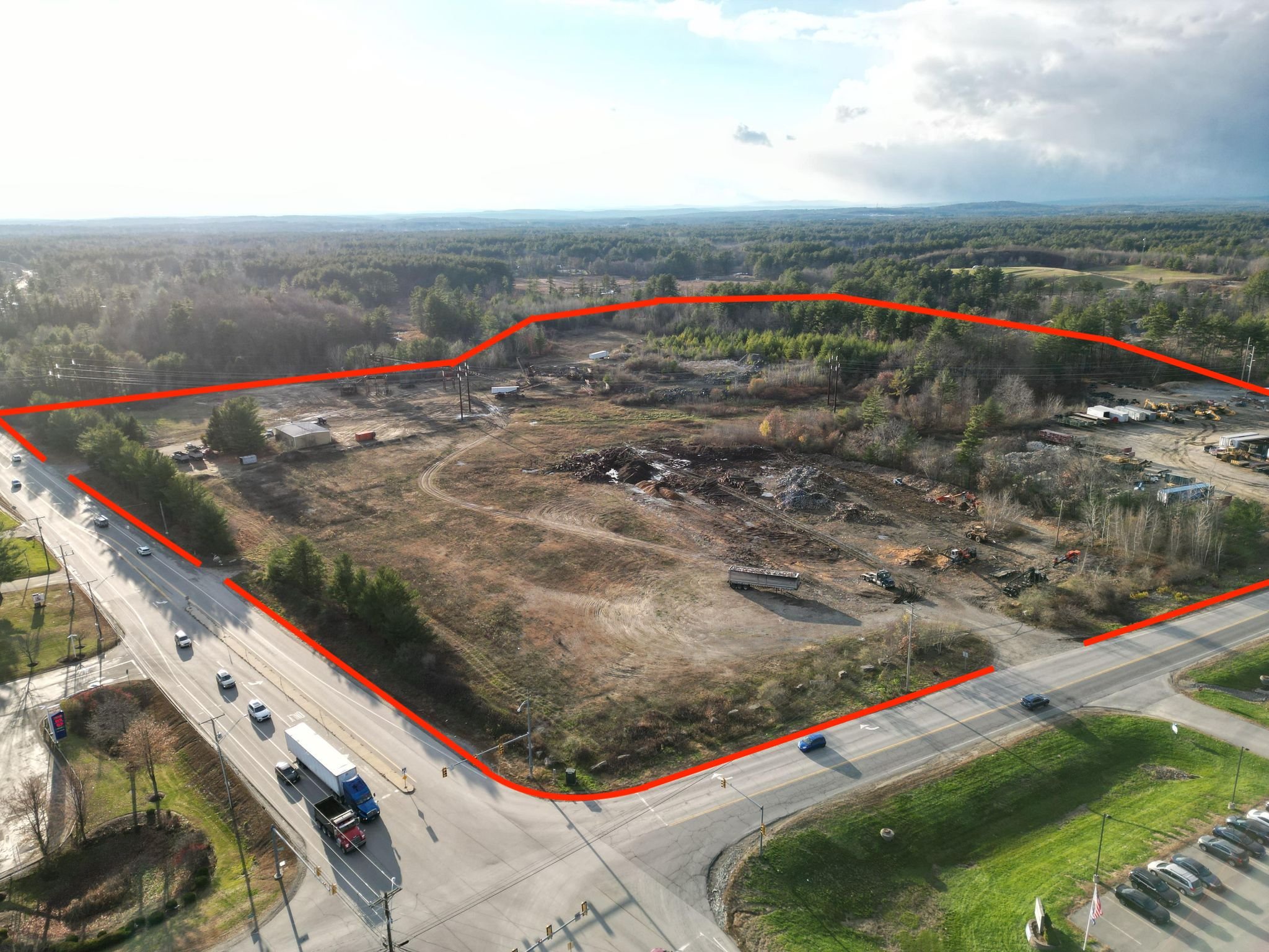 327 Derry Rd, Hudson, NH 03051