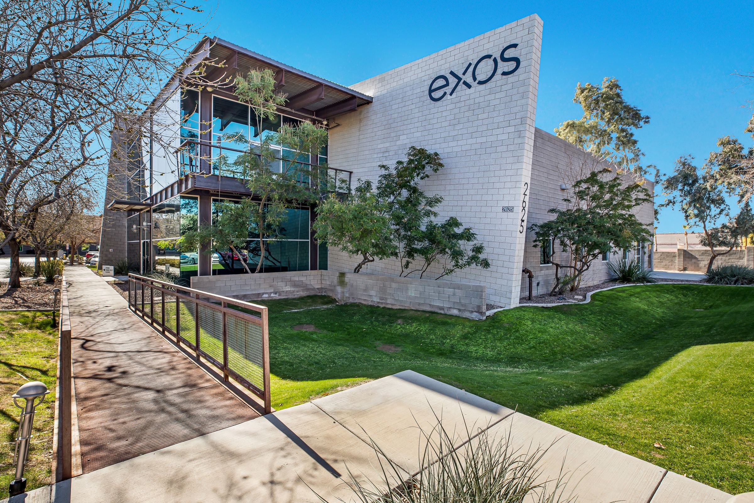 2625 E Rose Garden Ln, Phoenix, AZ 85050