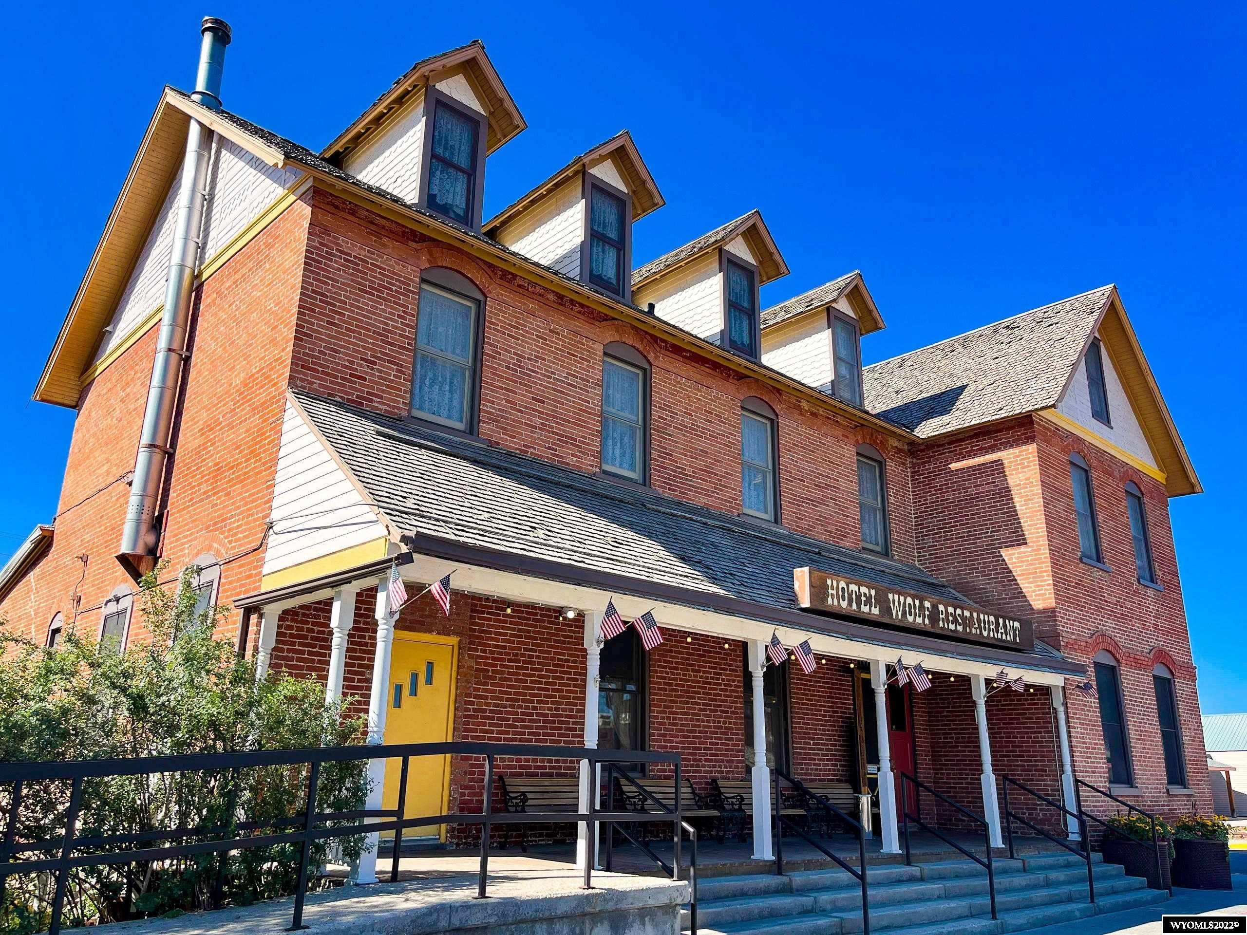 101 E Bridge Ave, Saratoga, WY 82331