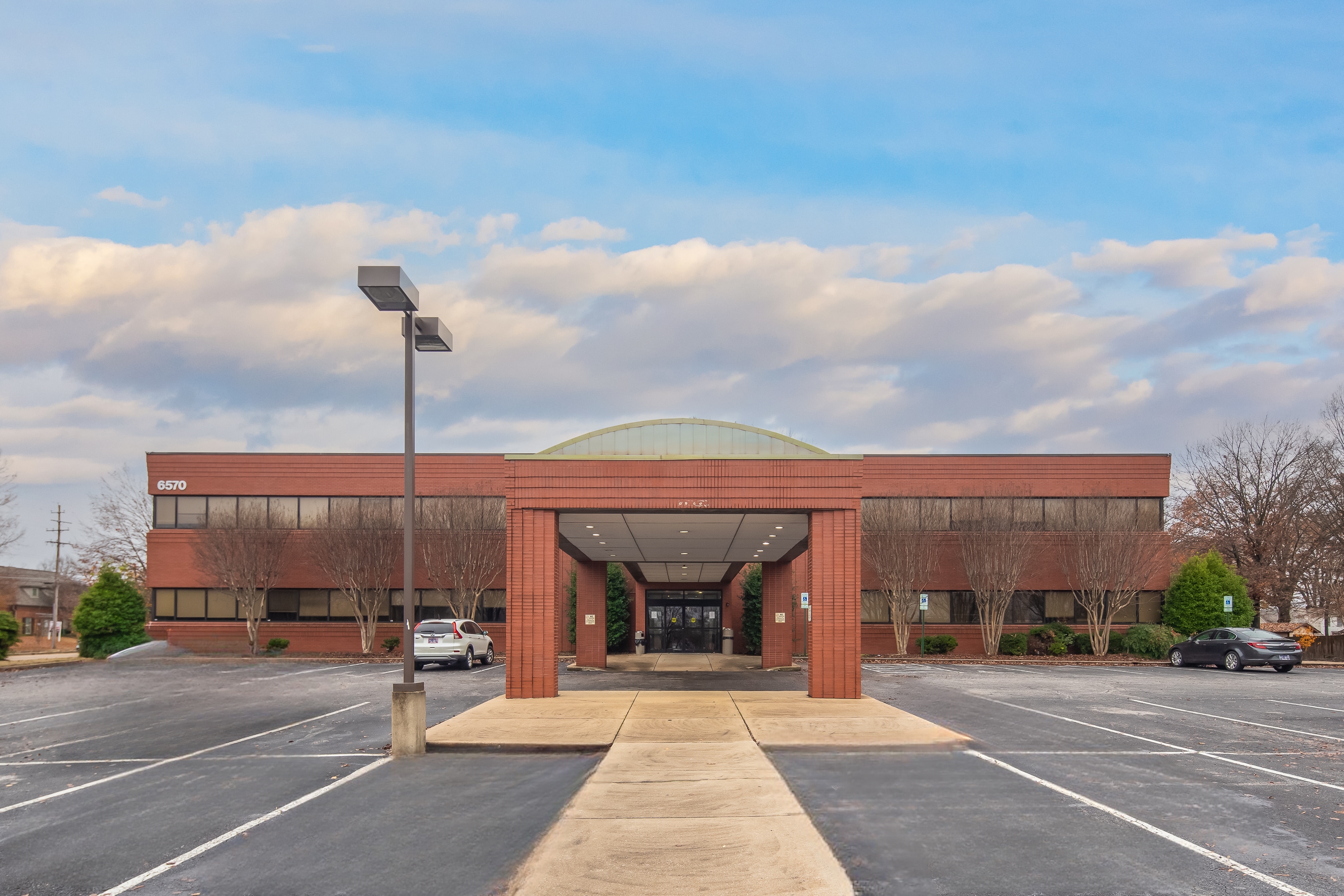 6570 Stage Rd, Bartlett, TN 38134