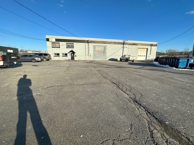 15 Commercial St, Pittsfield, MA 01201