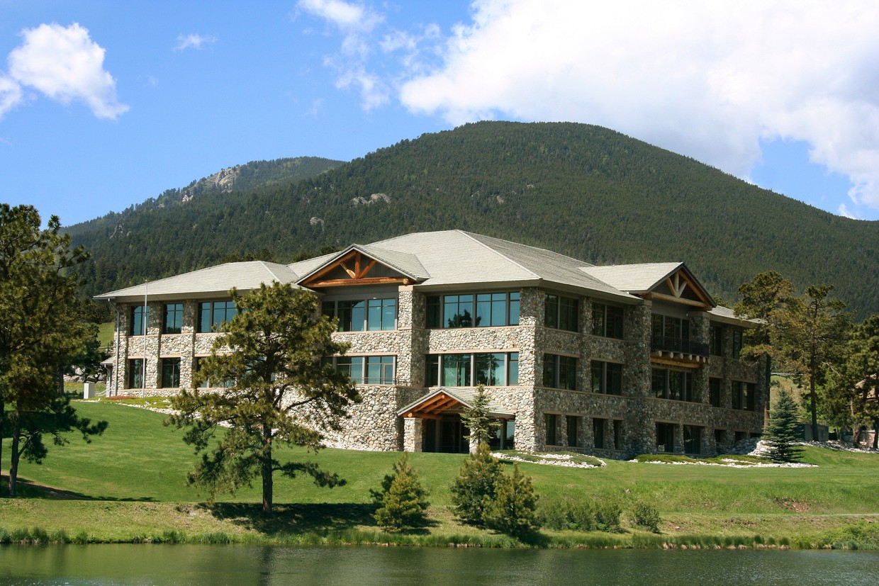 32045 Castle Ct, Evergreen, CO 80439