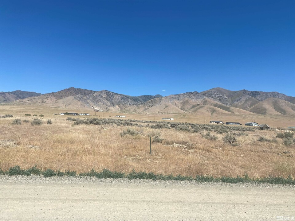9415 Zaring Ave, Winnemucca, NV 89445
