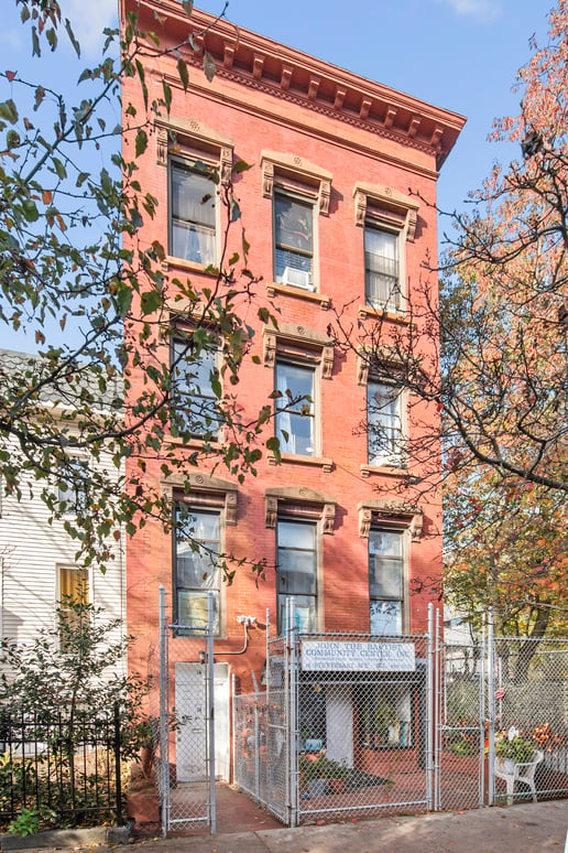 14 Stuyvesant Ave, Brooklyn, NY 11221