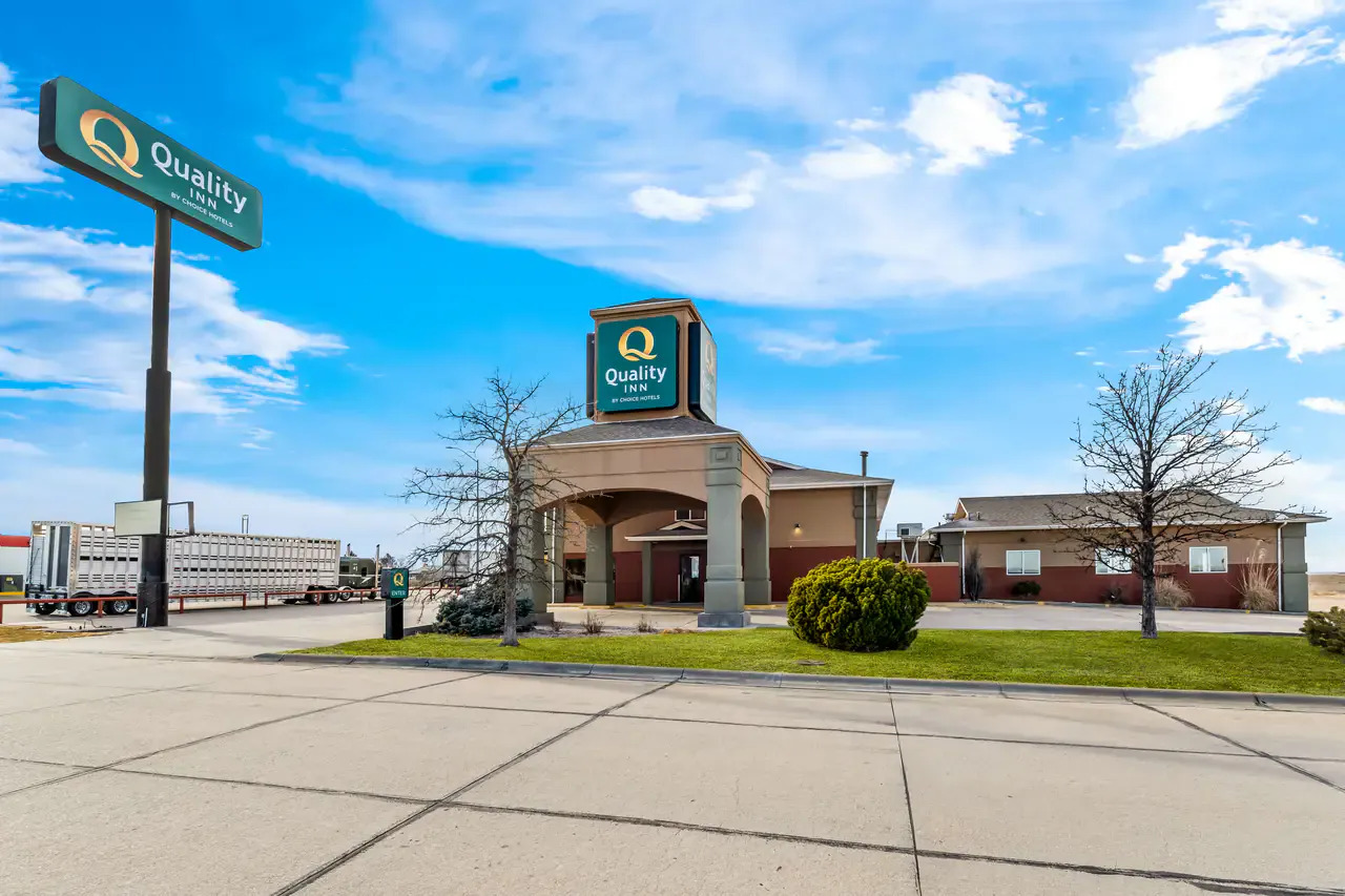 730 E Jennifer Ln, Sidney, NE 69162