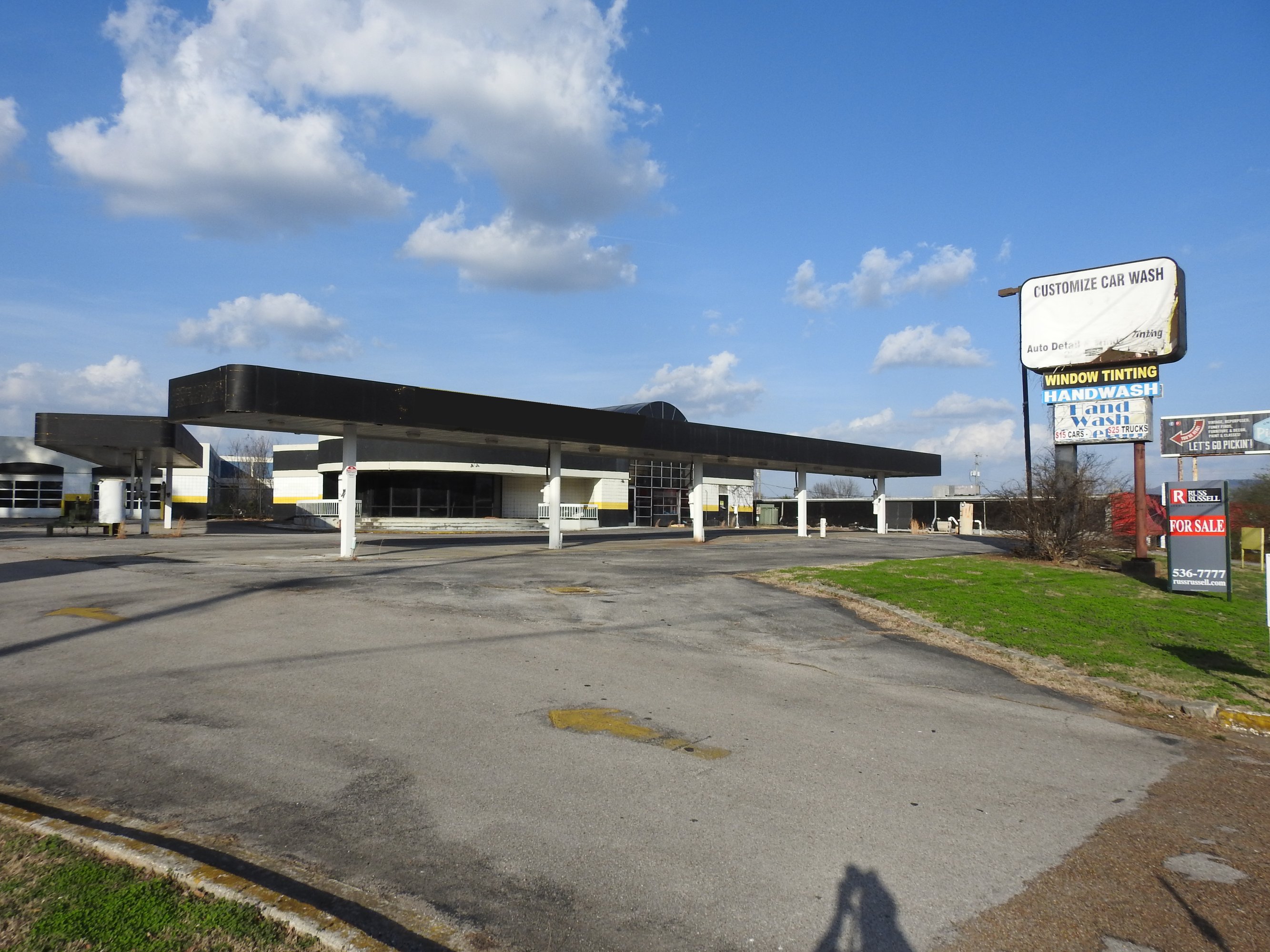 3030 University Dr NW, Huntsville, AL 35816
