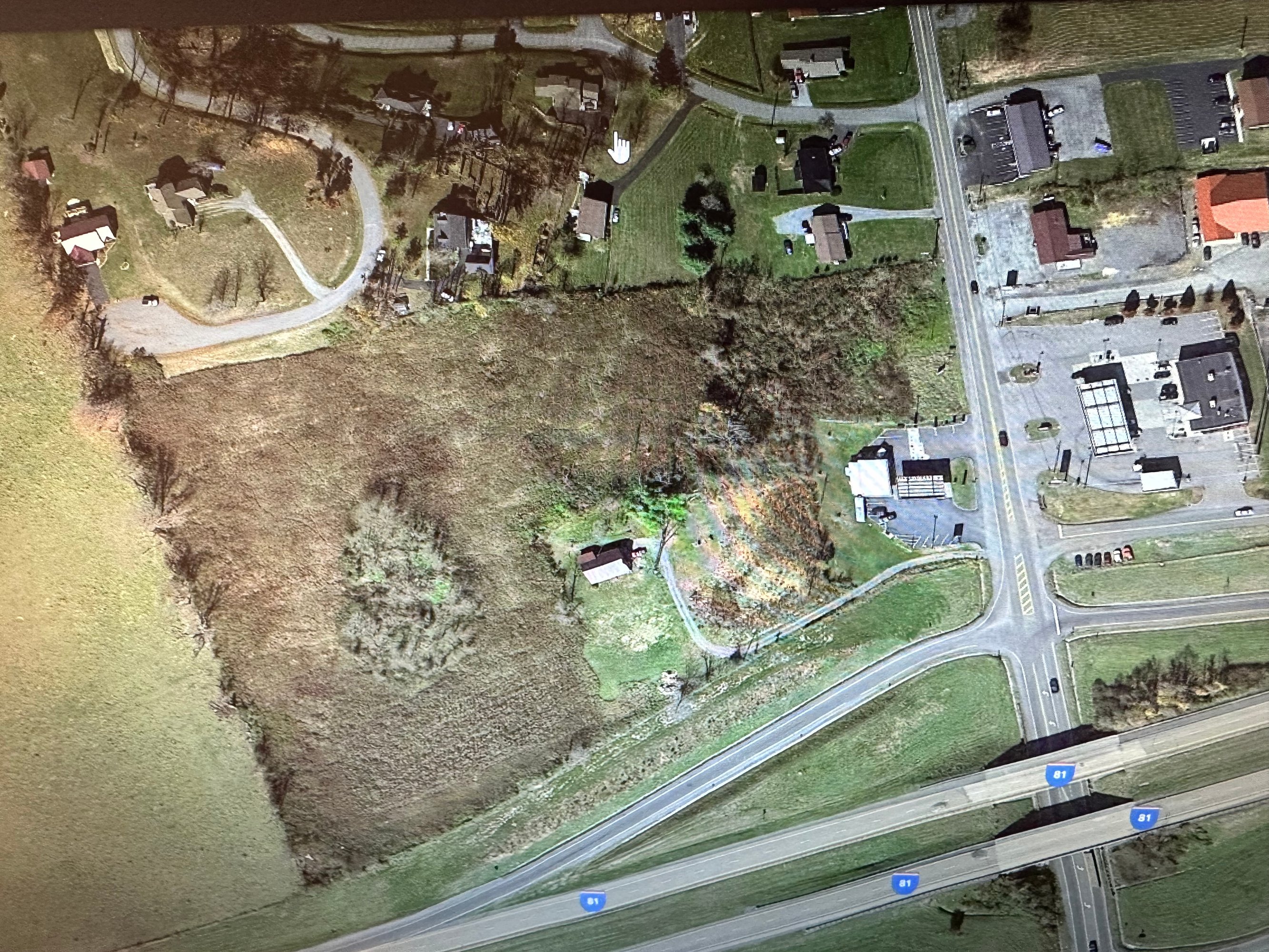 Maple St, Glade Spring, VA 24340