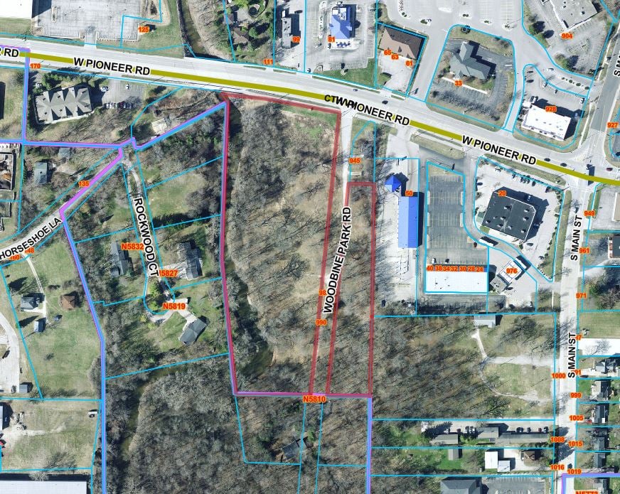 982 Woodbine Park Rd, Fond du Lac, WI 54935