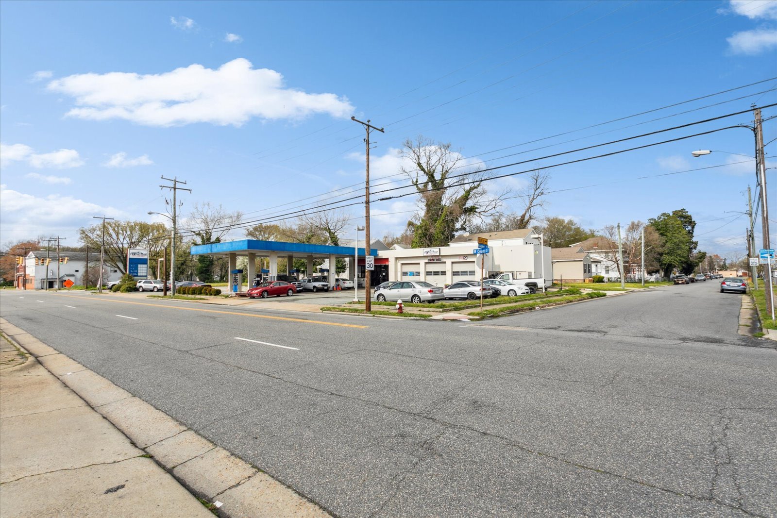 20 W County St, Hampton, VA 23663
