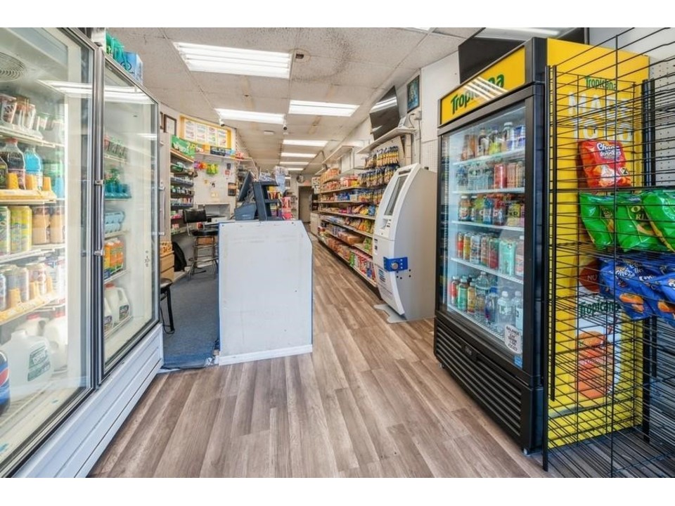 682 Broadway, Bayonne, NJ 07002