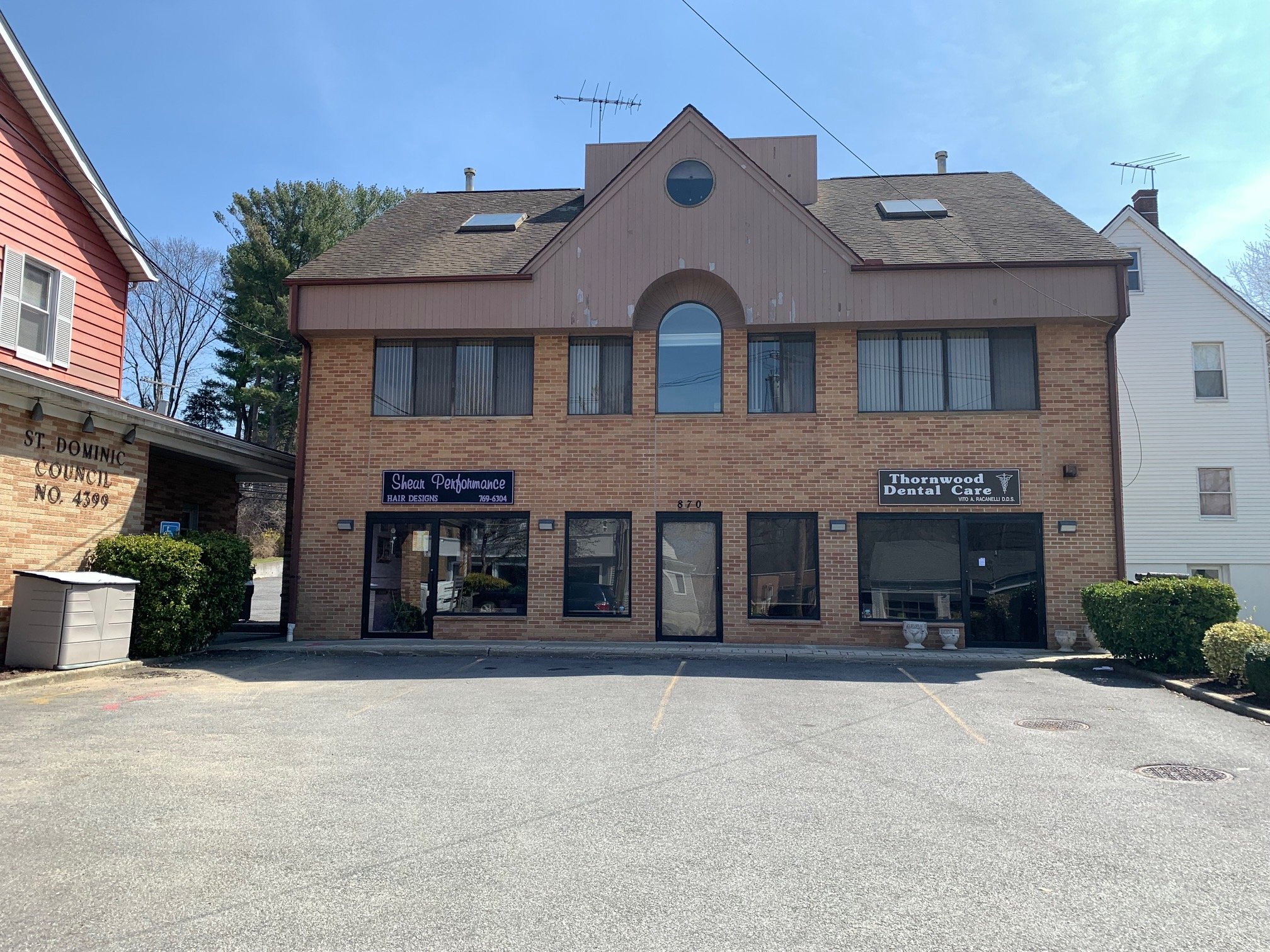 871 Commerce St, Thornwood, NY 10594