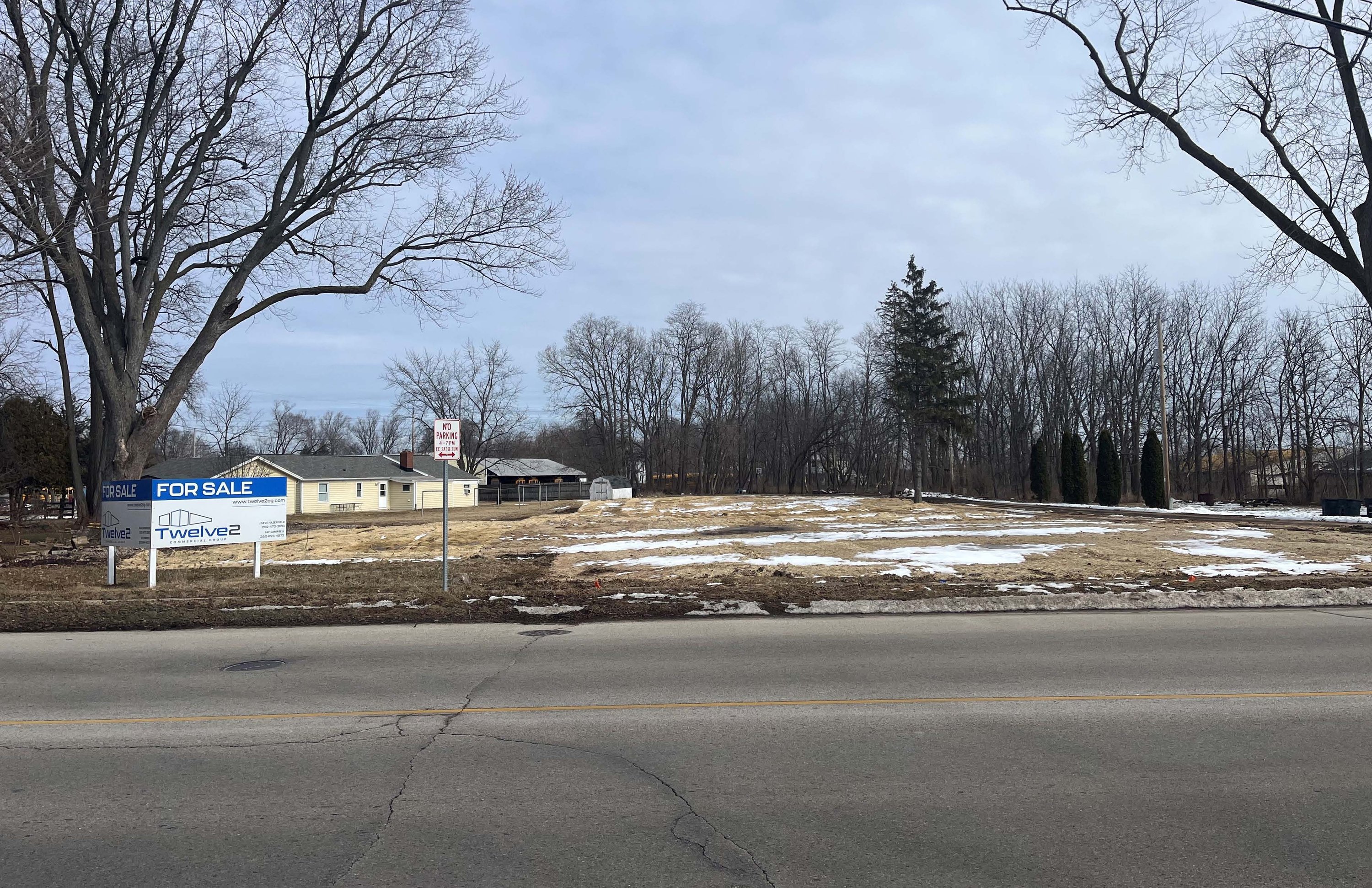 112 Meacham St, Mukwonago, WI 53149