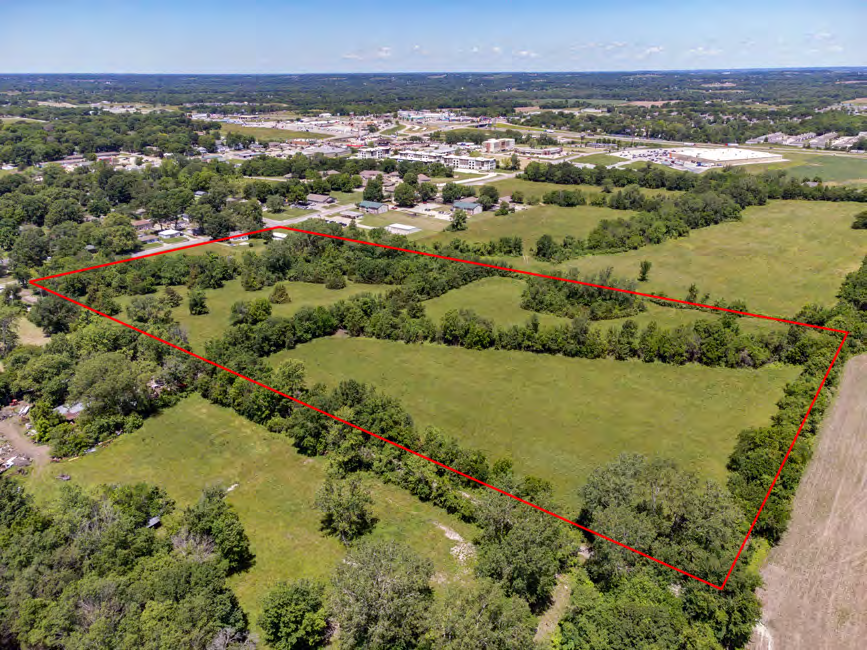 805 SE Salem St, Oak Grove, MO 64075